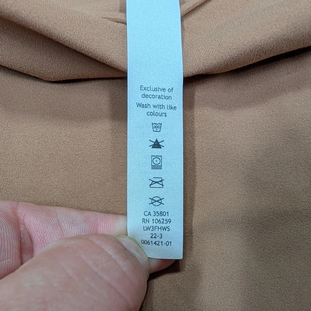 Lululemon Top Womens 10 Brown Dusty Clay Align Long Sleeve Crop Soft Nulu